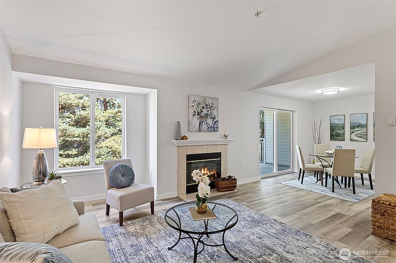 2nd image of 11002 SE Petrovitsky Road #D302