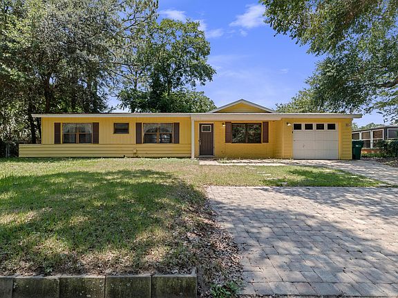 2nd image of 271 Anderson Dr