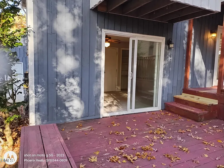 200 Mayodan Dr — Photo 32