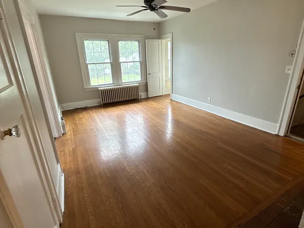 90 S Pine Ave Unit D, Albany, NY 12208