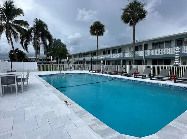 801 Atlantic Shores Blvd APT 207, Hallandale, FL 33009