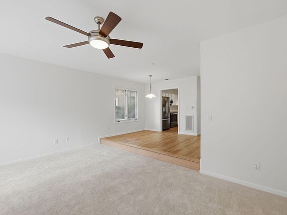 4th image of 4205 Sunshadow Ln
