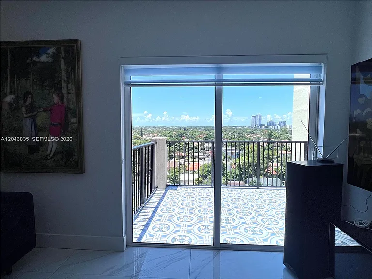 3410 Coral Way #Penthouse 05 — Photo 9