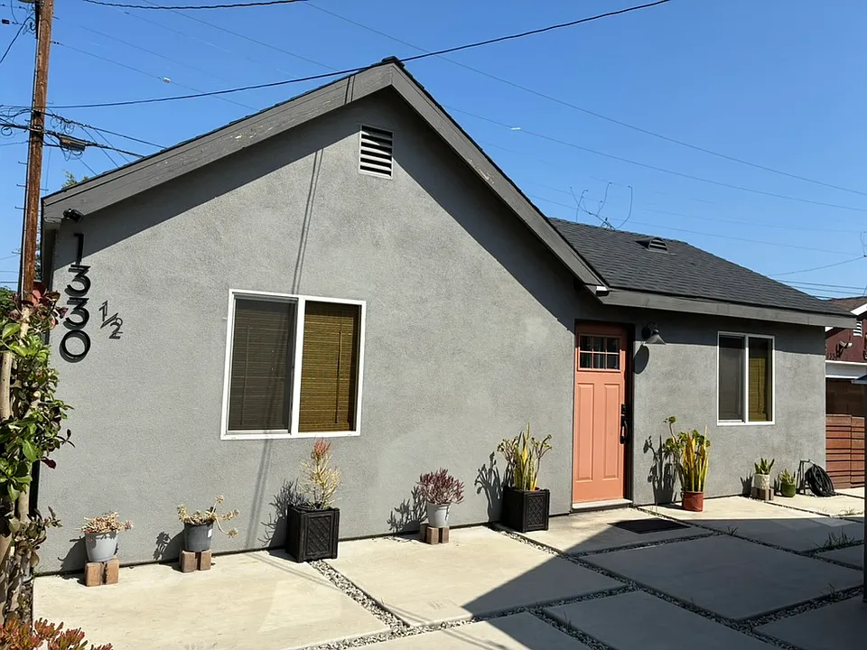 1330 Fraser Ave #1/2