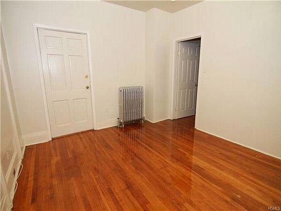 4th image of 135 S 2nd Ave