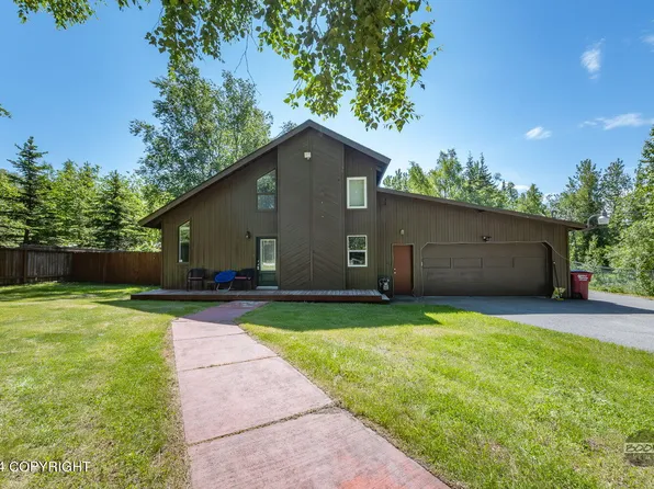 1530 E Scotwood Dr, Wasilla, AK 99654