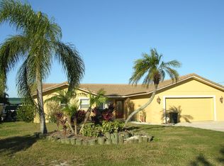 4817 Commonwealth Rd, Palmetto, FL 34221