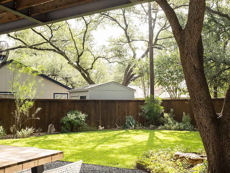 12609 Silver Creek Dr — Photo 7