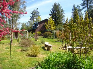 10275 Sterling Creek Rd, Jacksonville, OR