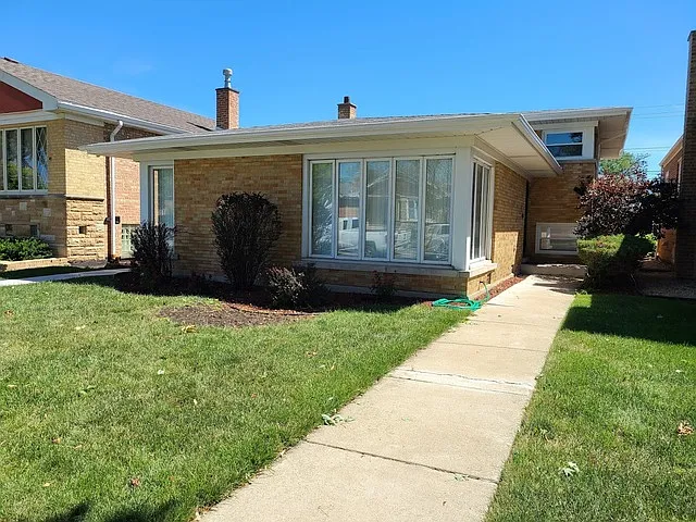 8521 S Kostner Ave photo 1