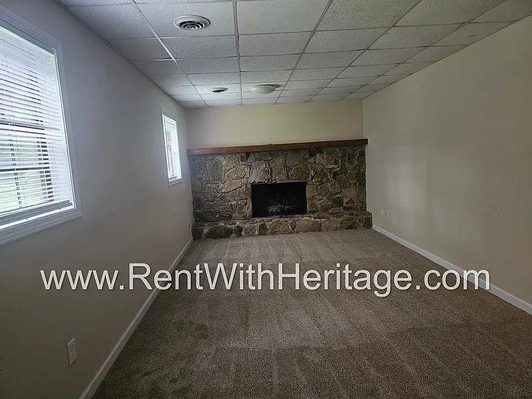 7268 Milam Rd — Photo 38