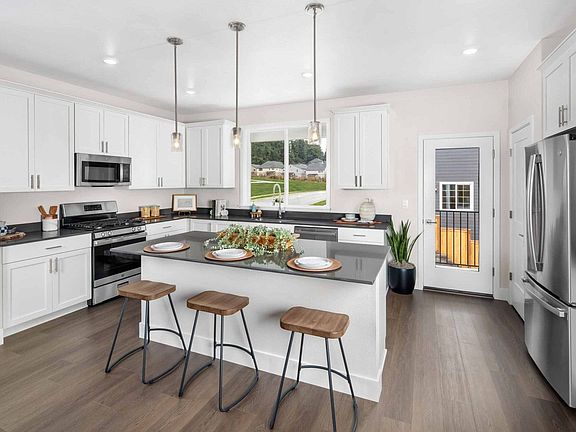 The Rows at Axiom - Belmont - Kitchen - Model Photography