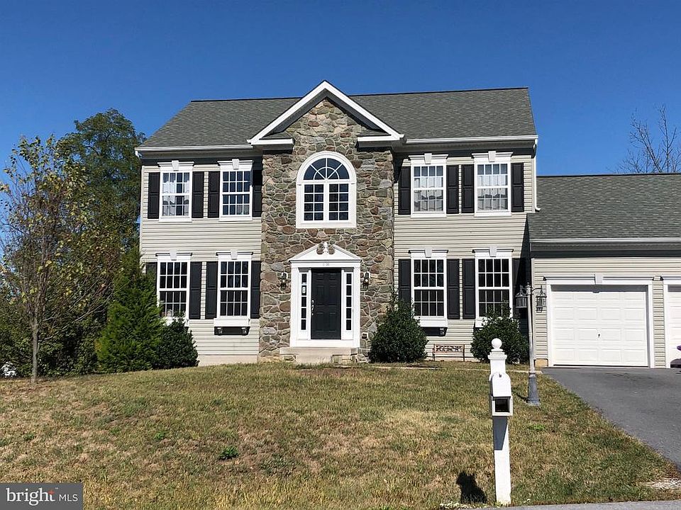 1st image of 11400 Sunny View Ct