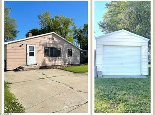 205 Grant Ave, Underwood, ND 58576