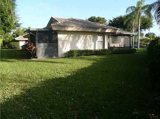 2nd image of 4915 Pine Tree Dr