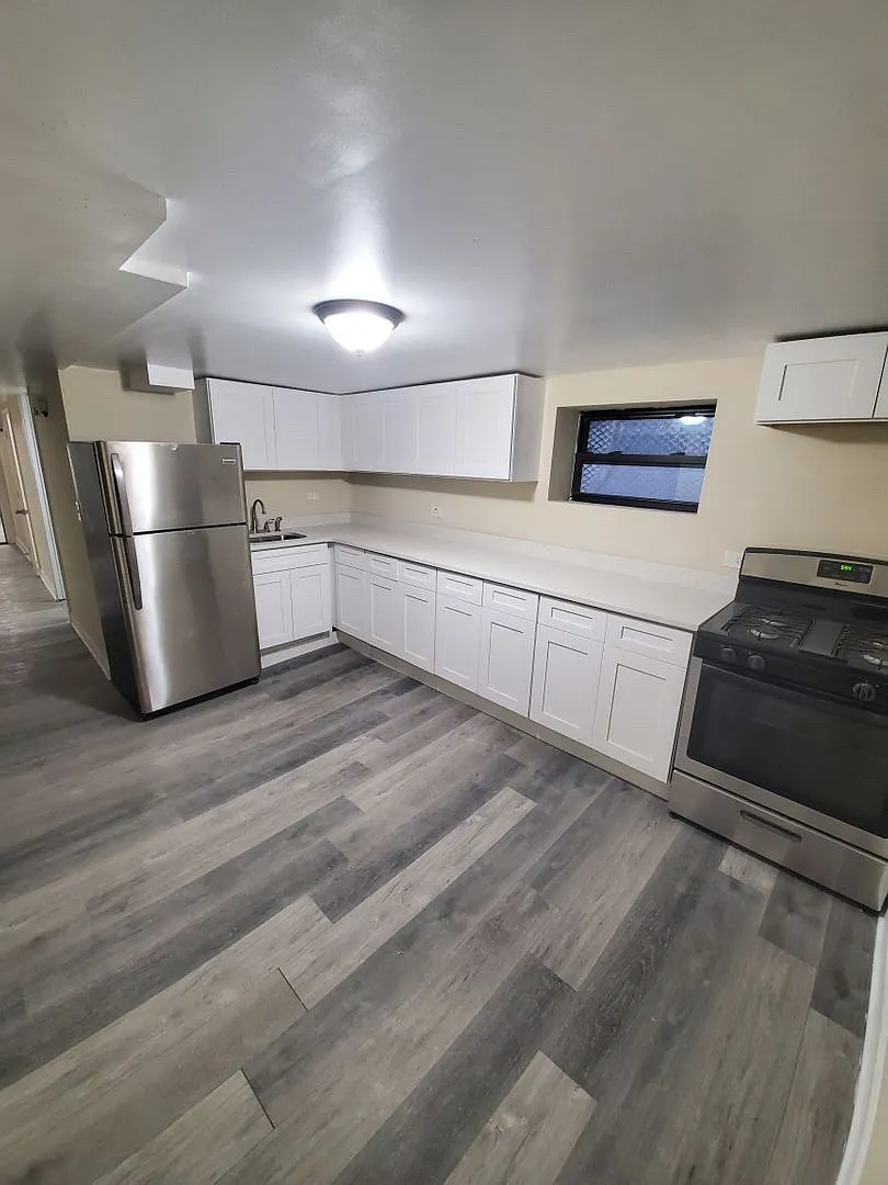 2 bed, $1,250 — Photo 1