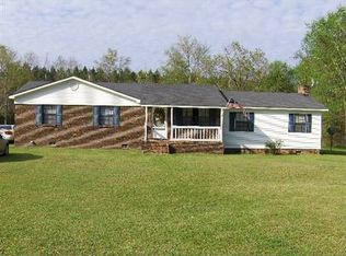 2712 Mosley Bridge Rd, Gilbertown, AL 36908