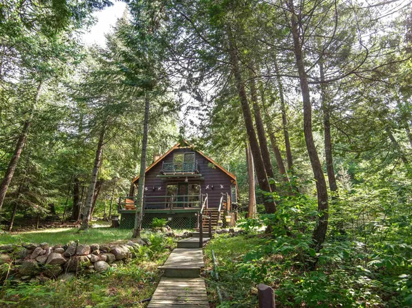 231 Mile Opine Rd, Grand Marais, MN 55604