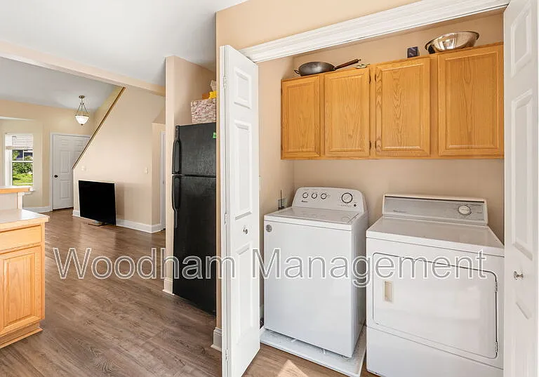306 Golden Valley Dr — Photo 16