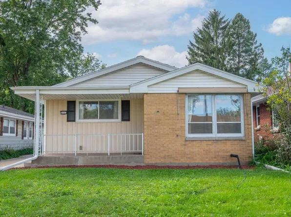 2533 N 113th STREET, Wauwatosa, WI 53226