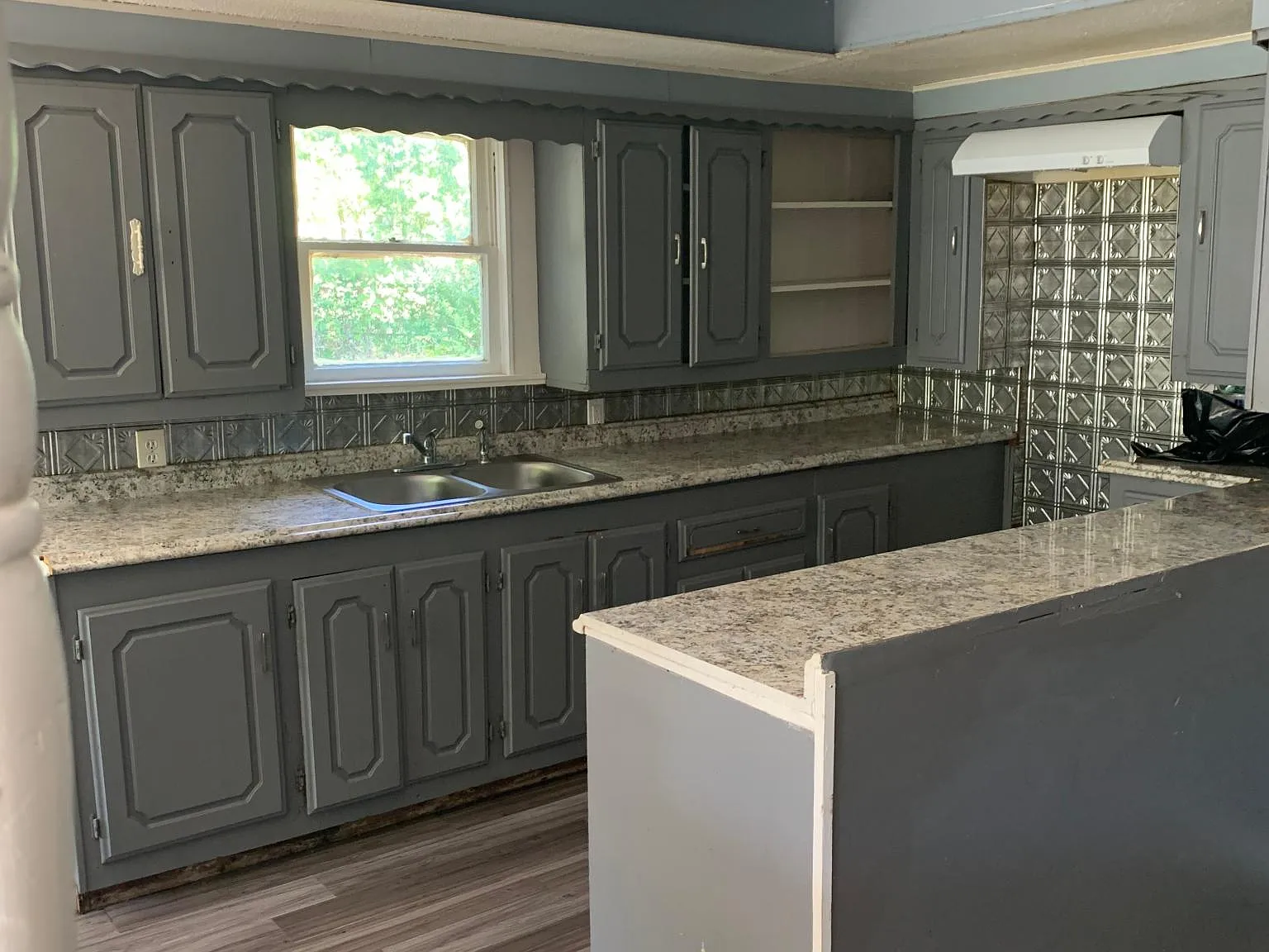 3 bed, 1174 sqft, $650 — Photo 2