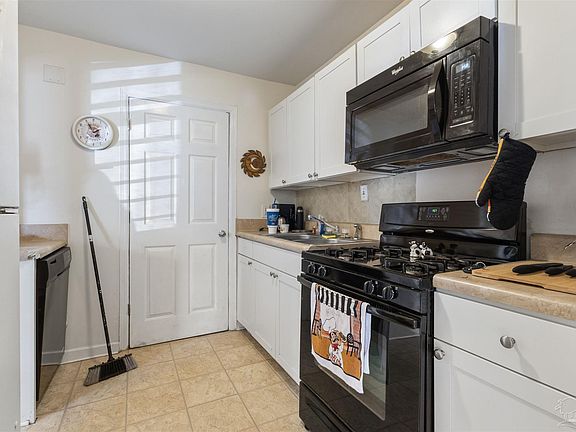 5th image of 116 Rue Max Ave