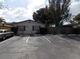 338 SW Avondale Dr, Pompano Beach, FL 33060