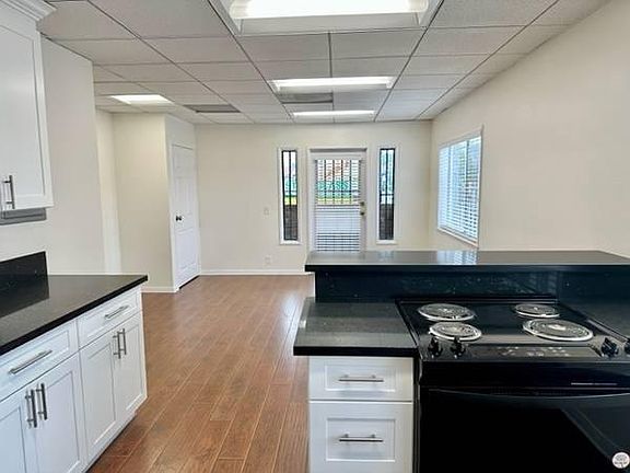 5th image of 5330 N Figueroa St Suite 201