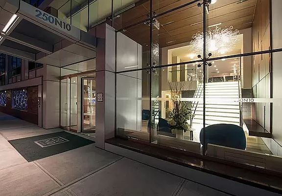 3rd image of 250 N 10th St APT 337