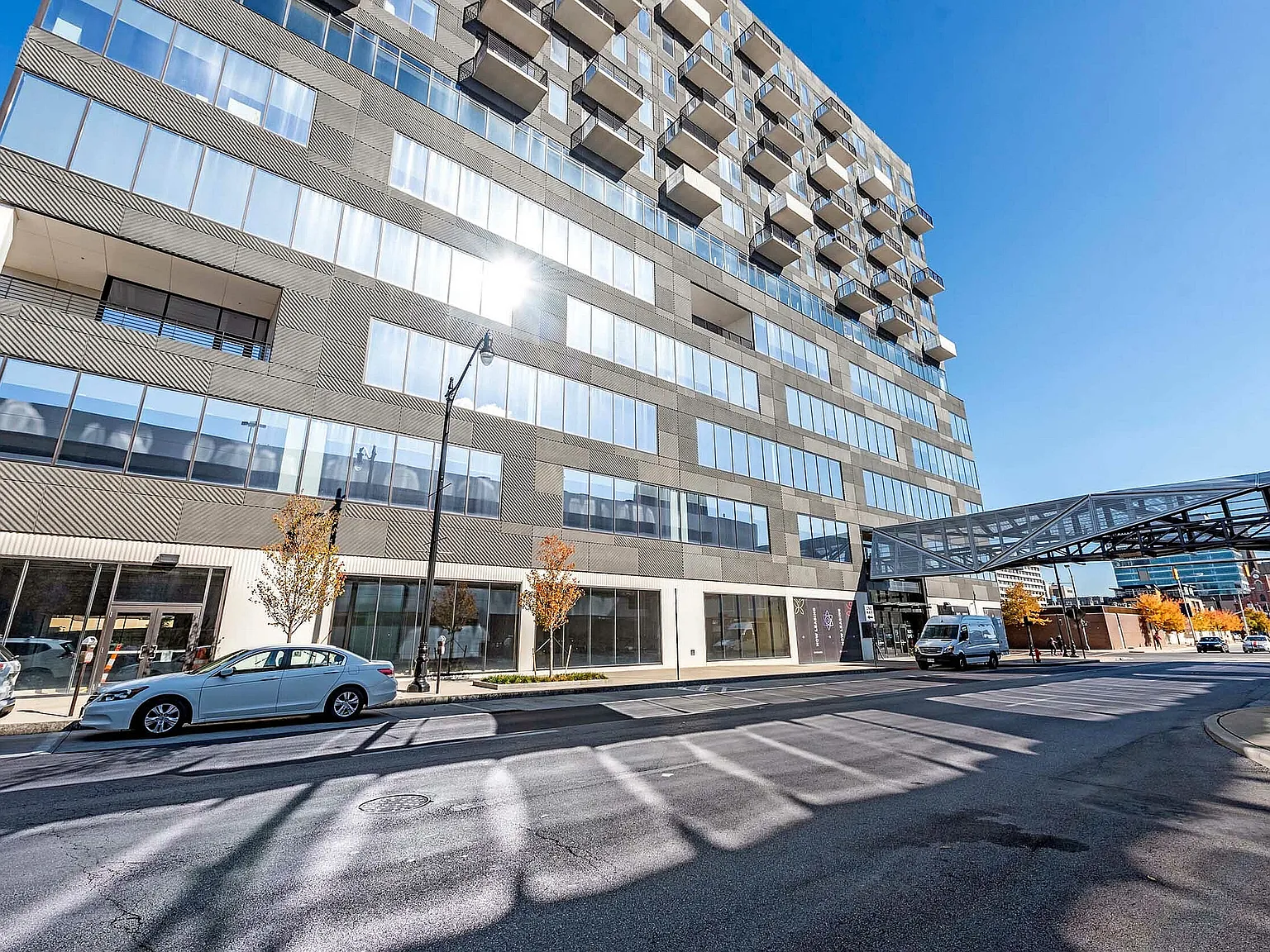 80 on the Commons — Photo 2