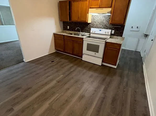 1706 Andrews Dr, Cahokia, IL 62206