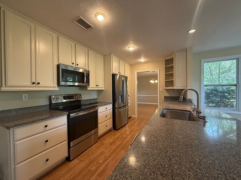 2815 SW 101st Ter — Photo 11
