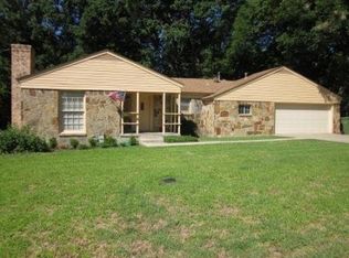 1114 Briarwood Cir, Garland, TX 75041
