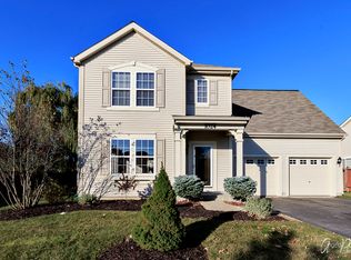 1024 S Arlington Ct, Round Lake, IL 60073