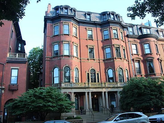 4th image of 40 Commonwealth Ave APT A