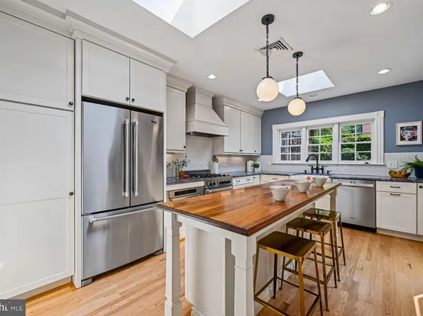 514 13th St SE, Washington, DC 20003