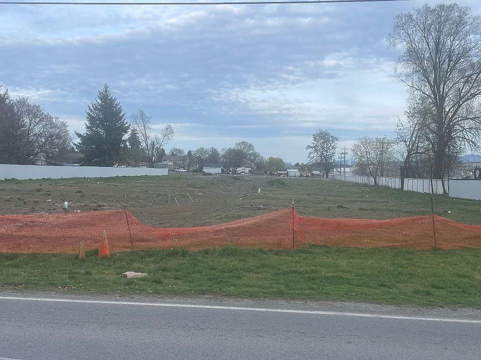 1st image of 2810 N University Rd