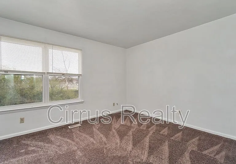 2756 Peach St — Photo 20