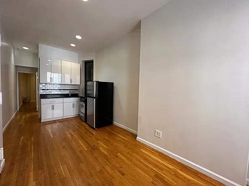 346 W 36th St #1G Photo 1 346 W 36th St #1G Photo 1