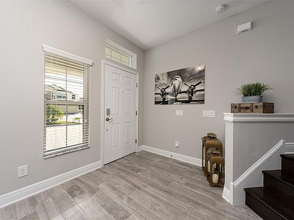 4th image of 30222 Southwell Ln