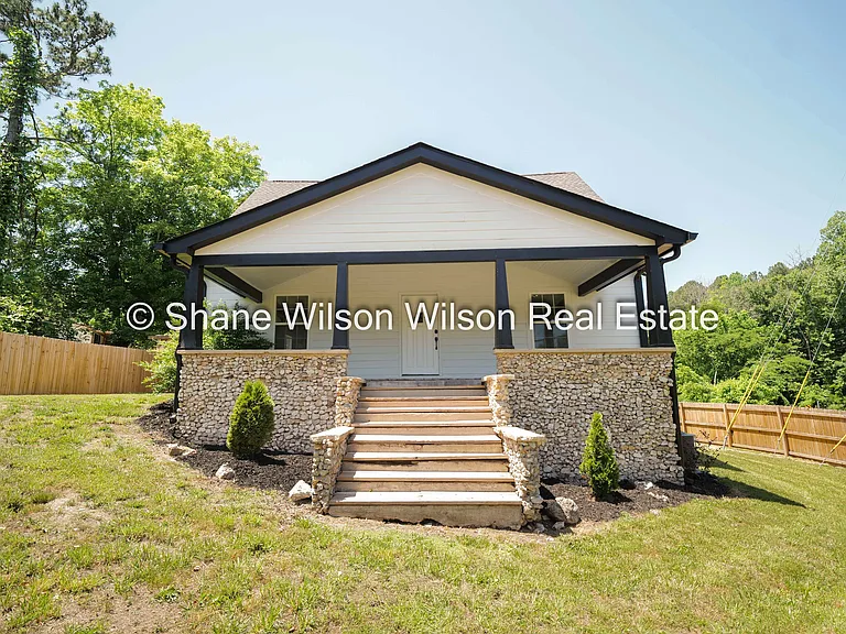 799 Reed Pond Rd NW — Photo 1