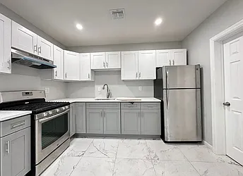 61 Warner Avenue, #2D