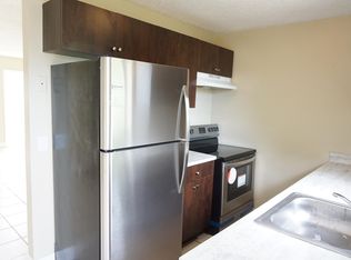 1601 W 37th St #6, West Palm Beach, FL 33404