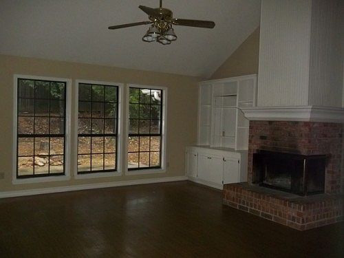 5th image of 1604 Northwood Ct