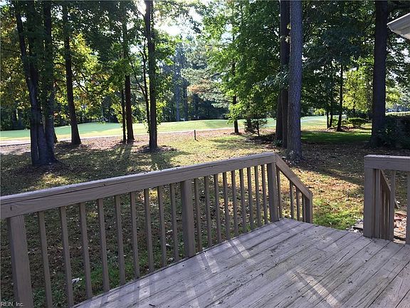 3rd image of 711 Aguila Dr