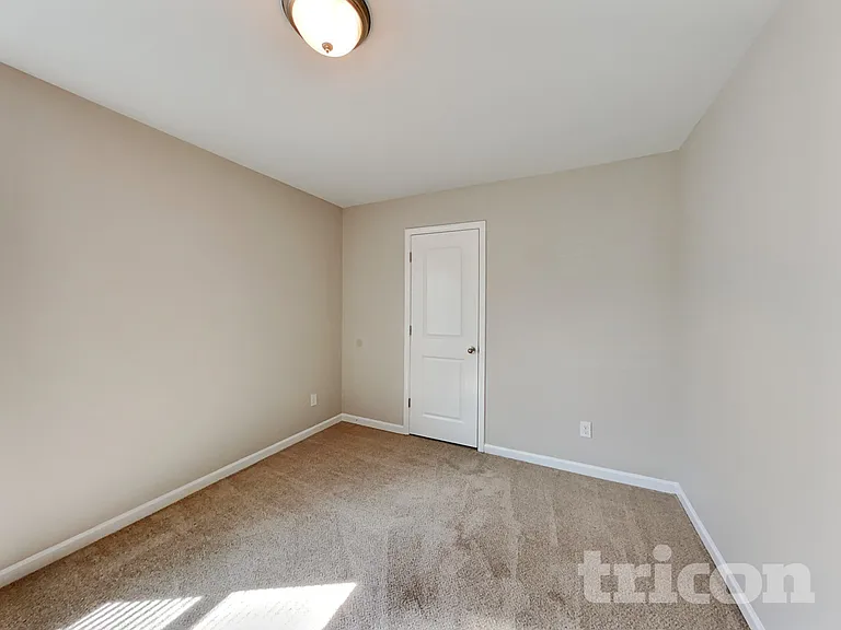 324 Merigold Way — Photo 8