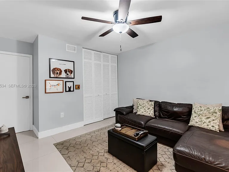 13340 SW 88th Ter #D — Photo 18
