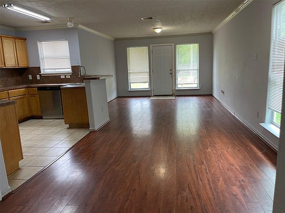2nd image of 4346 Maggie St