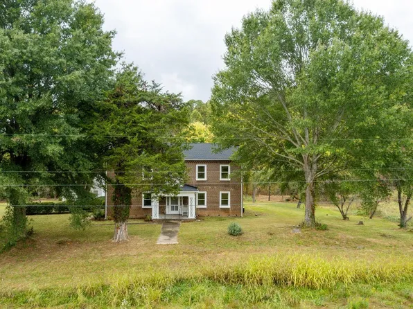 401 Arrowood Rd, Jonesborough, TN 37659