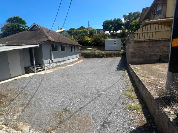 1980 Mill St, Wailuku, HI 96793